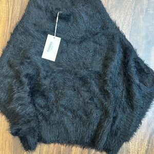 Joyfolie Black Fuzzy Poncho